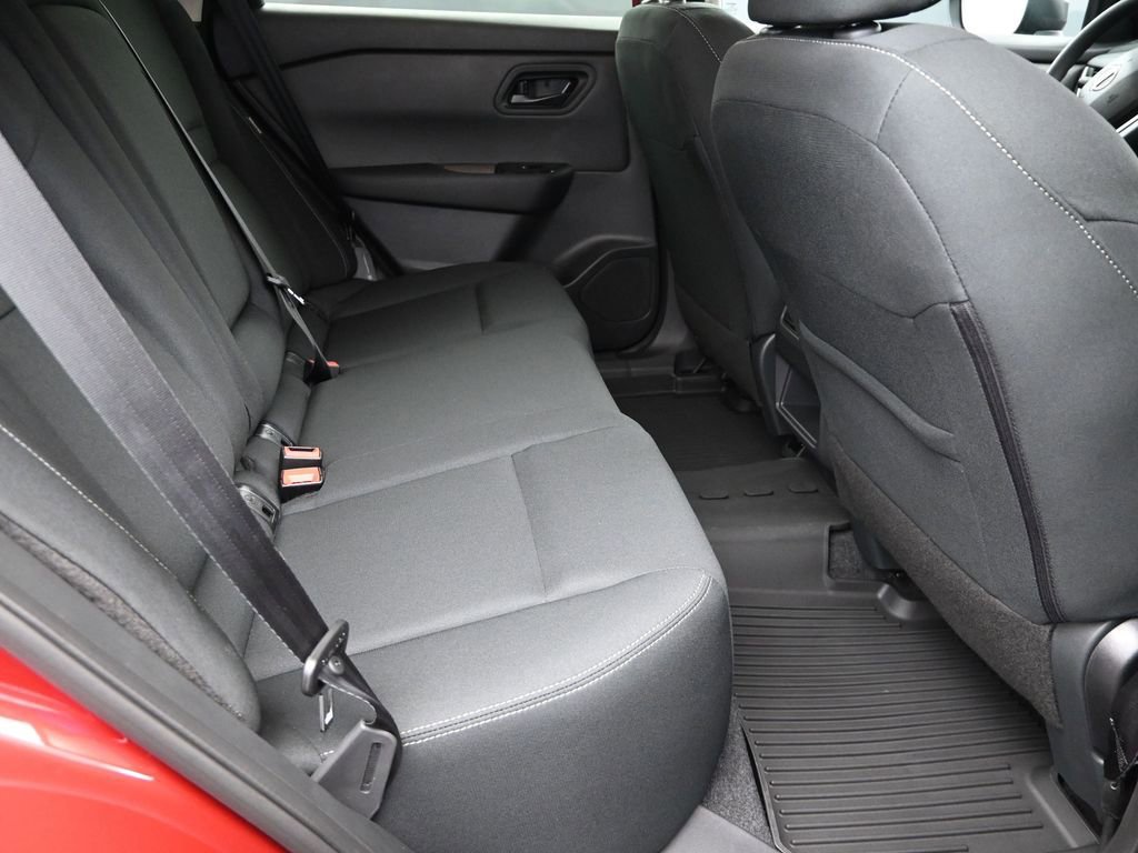 Certified 2026 Nissan Rogue S image 14