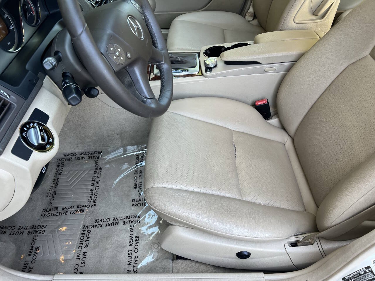 Used 2010 Mercedes-Benz C 350 Sport image 9