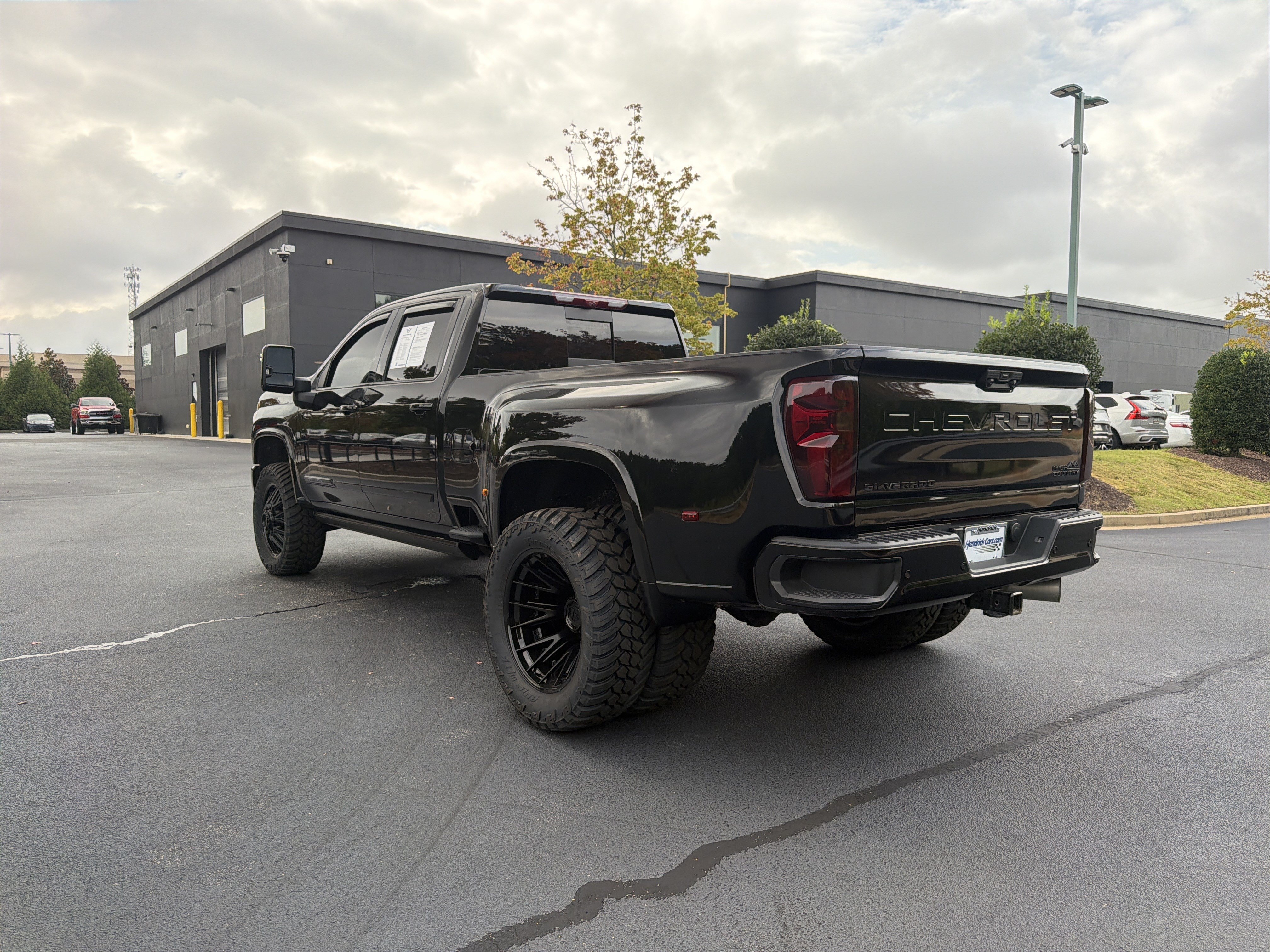 Used 2026 Chevrolet Silverado 3500 High Country w/ High Country Premium Package AWD/4WD image 18
