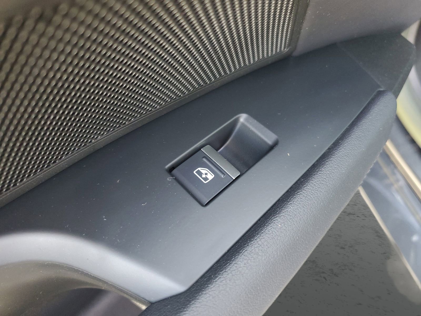 Used 2023 Audi e-tron GT Premium Plus w/ Executive Package image 17