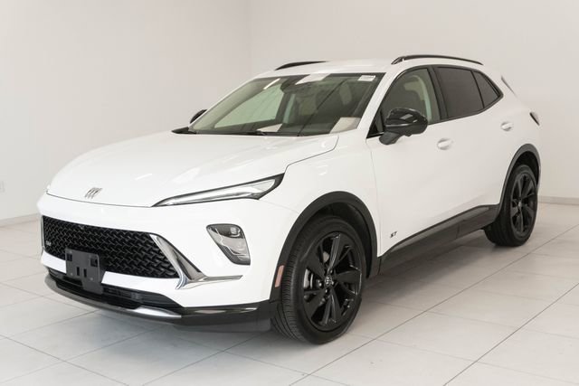 Used 2025 Buick Envision Sport Touring image 6