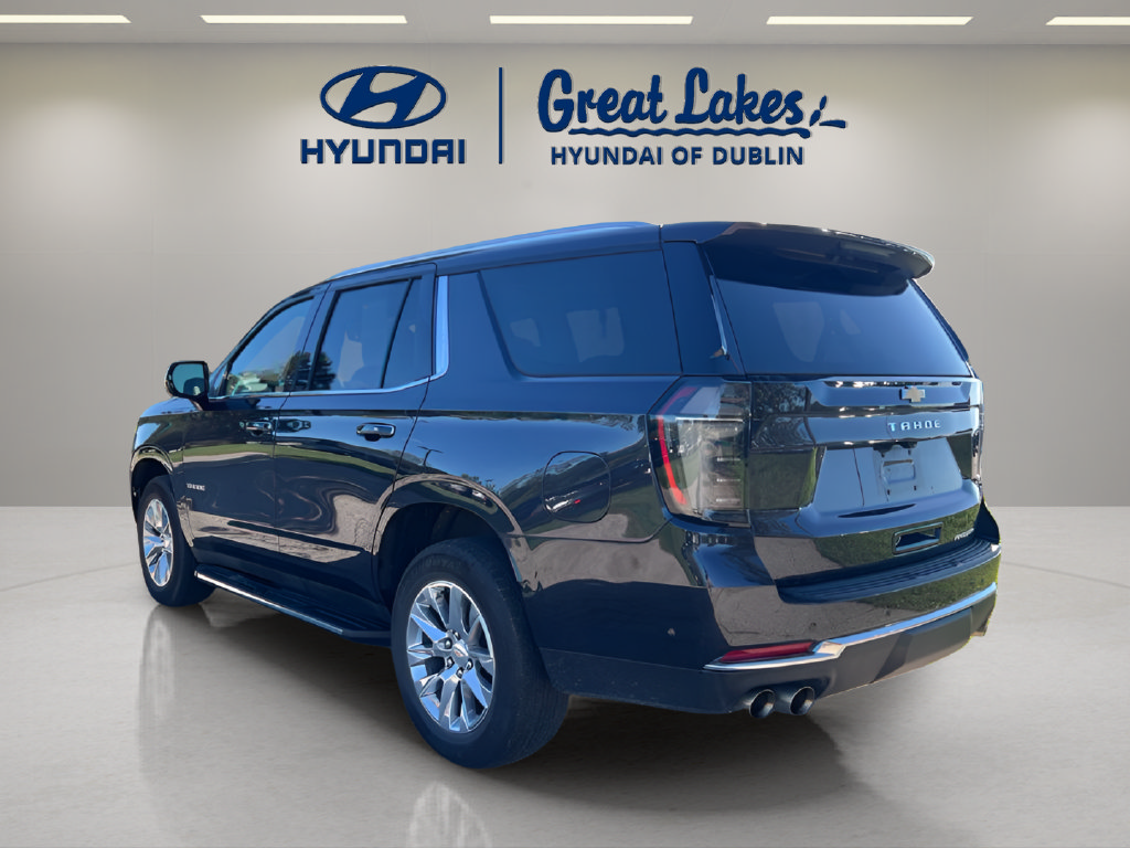 Used 2025 Chevrolet Tahoe Premier RWD image 3