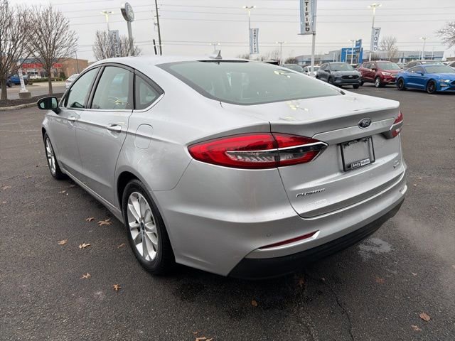 Used 2019 Ford Fusion SE image 9
