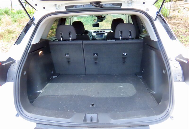 Used 2023 Chevrolet TrailBlazer LT w/ Driver Confidence Package AWD/4WD image 10
