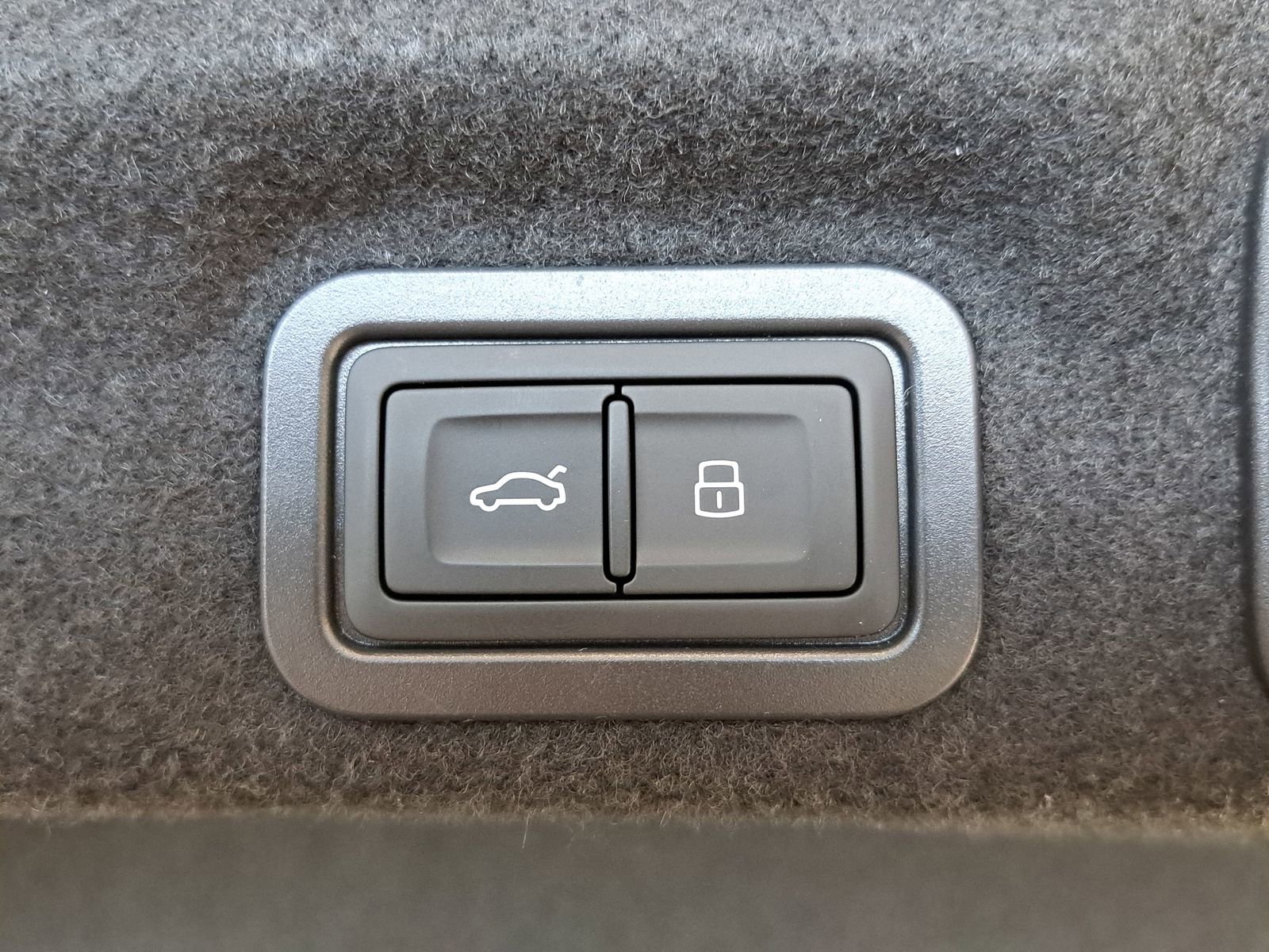 New 2026 Audi A6 Prestige image 13