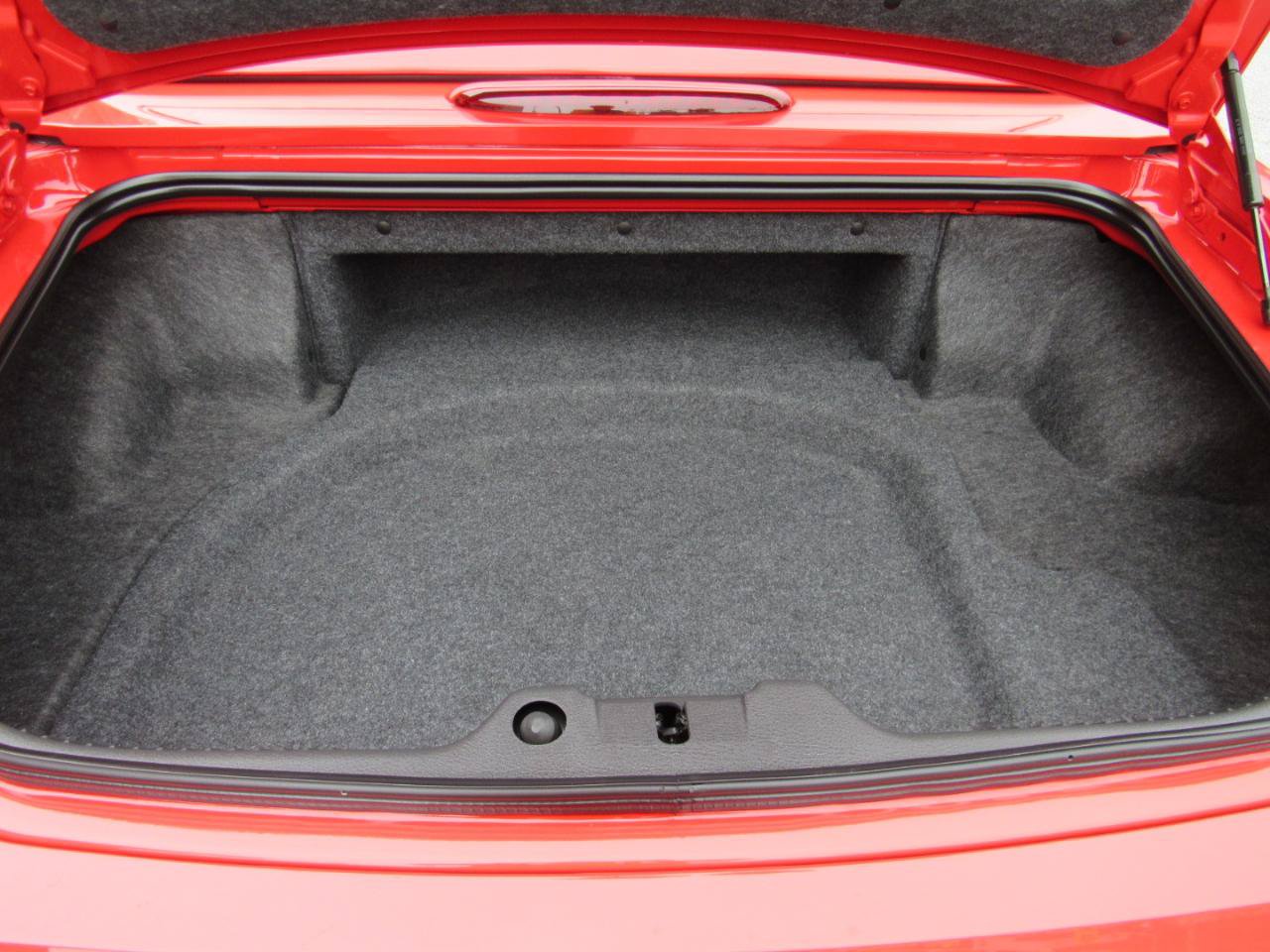 Used 2002 Ford Thunderbird RWD image 13