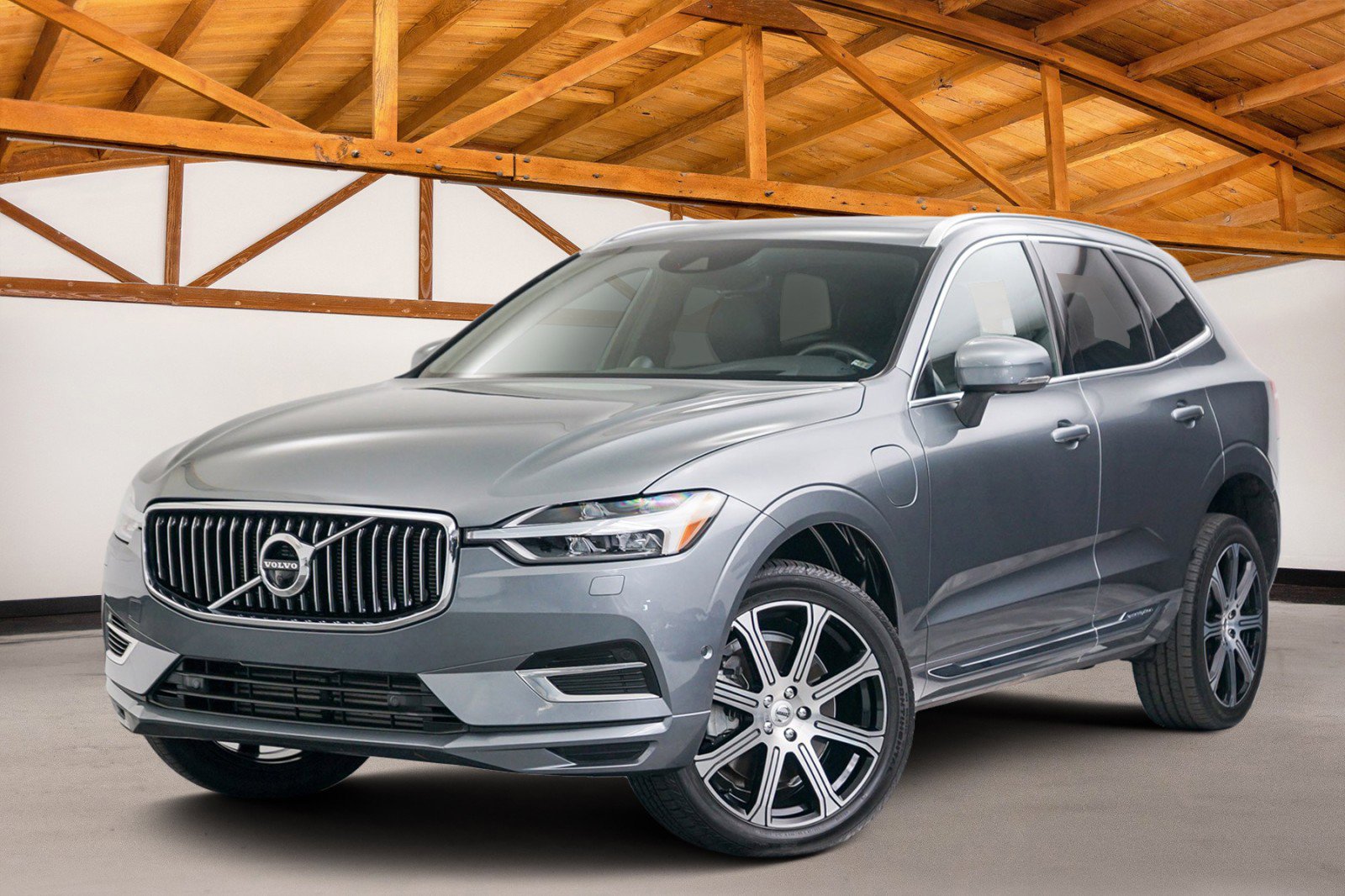 Used 2020 Volvo XC60 T8 Inscription w/ Protection Package Premier image 1
