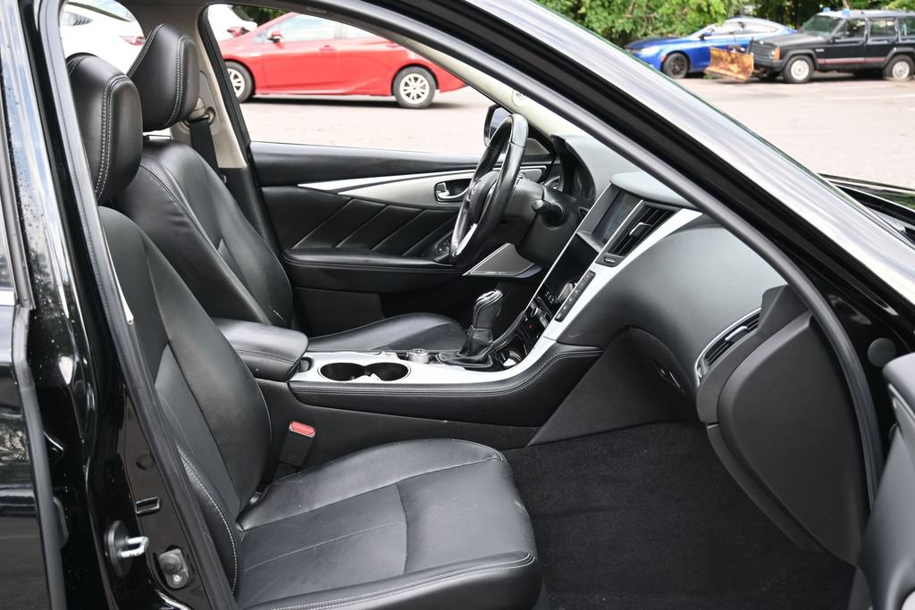 Used 2022 INFINITI Q50 Luxe w/ Cargo Package RWD image 35