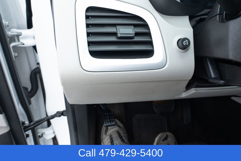 Used 2016 GMC Terrain SLT w/ Cargo Package image 26