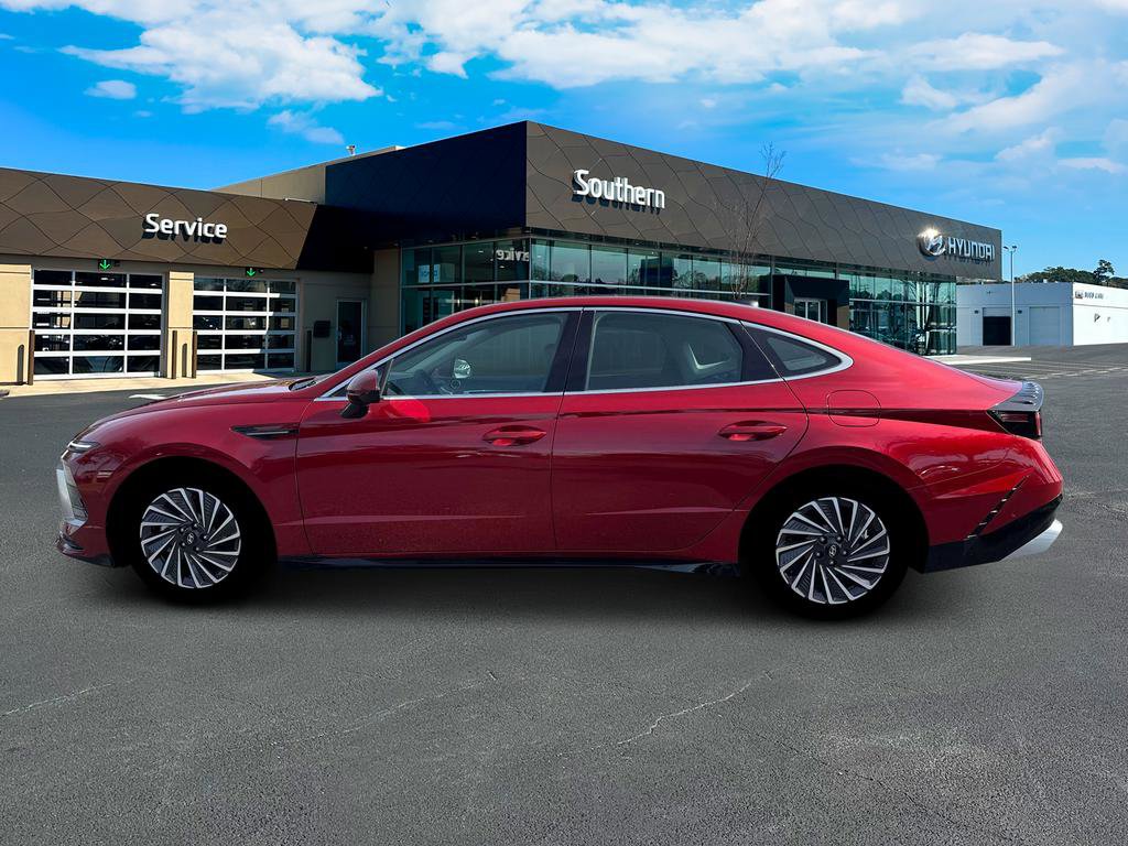 New 2026 Hyundai Sonata Limited FWD image 3