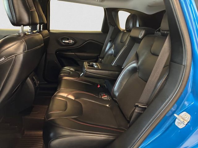 Used 2020 Jeep Cherokee Trailhawk w/ Cold Weather Group image 13