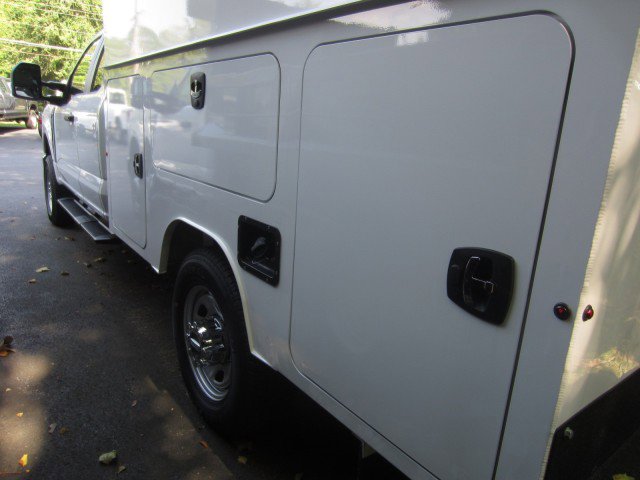 New 2025 Ford F350 XL w/ XL Chrome Package image 6