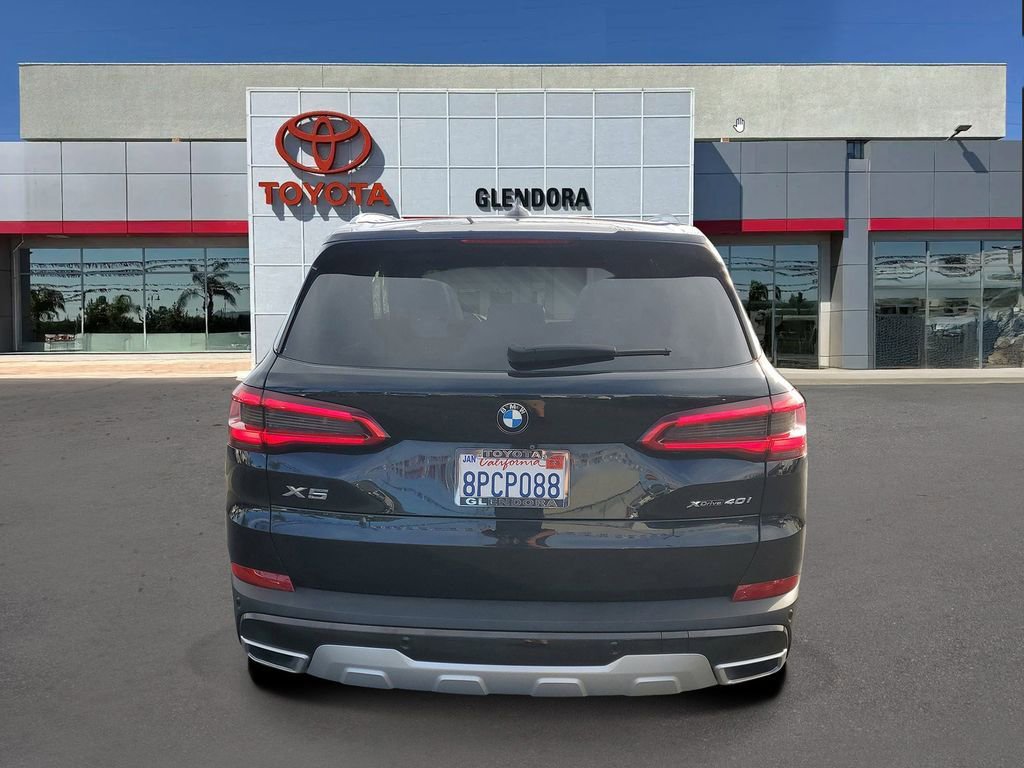 Used 2019 BMW X5 xDrive40i w/ Premium Package 2 image 4