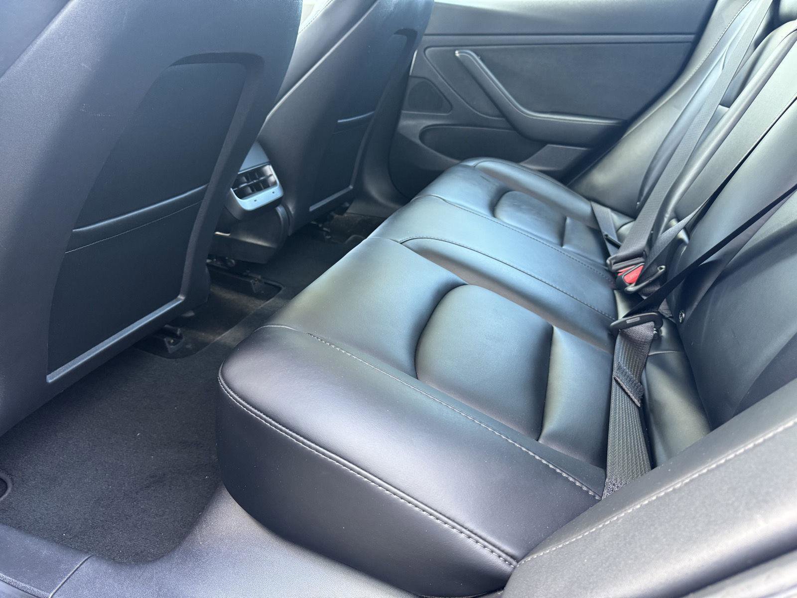 Used 2020 Tesla Model 3 Standard Range Plus RWD image 15