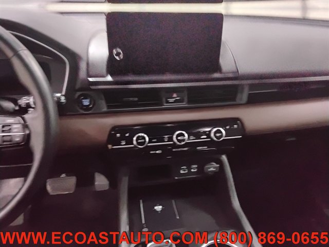 Used 2025 Honda Pilot Elite image 12