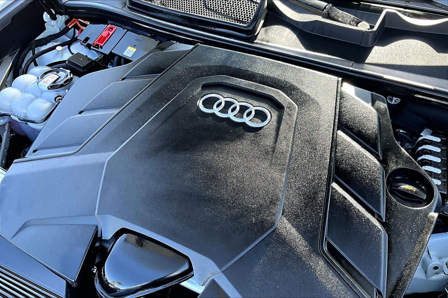 Used 2023 Audi Q8 Premium Plus w/ Premium Plus Package AWD/4WD image 31