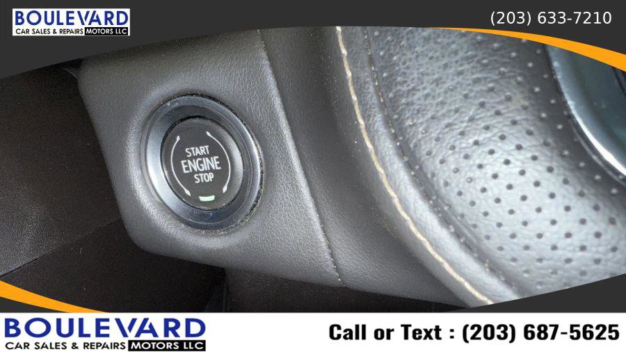 Used 2021 GMC Yukon SLT w/ SLT Premium Package image 25