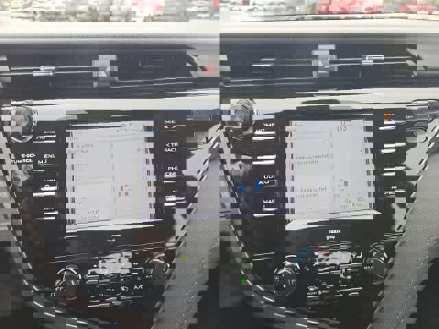 Used 2020 Toyota Camry LE image 16