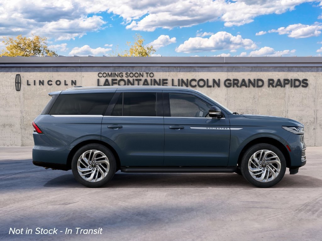 New 2027 Lincoln Navigator Premiere AWD/4WD image 5