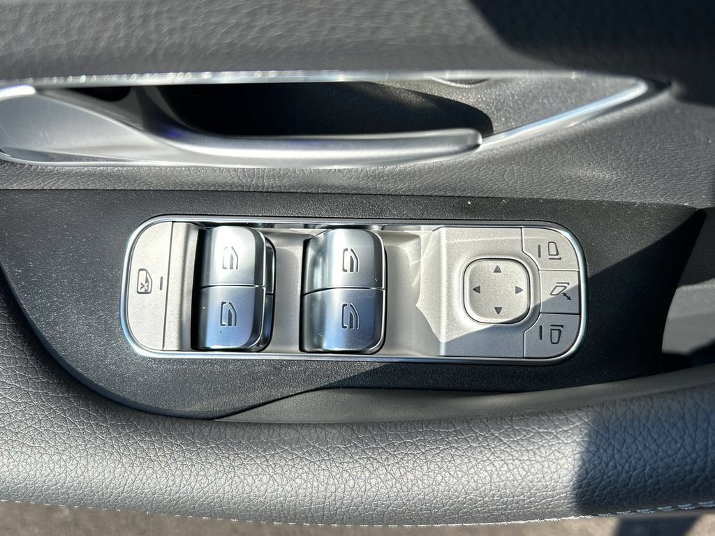 New 2026 Mercedes-Benz GLS 450 4MATIC image 12