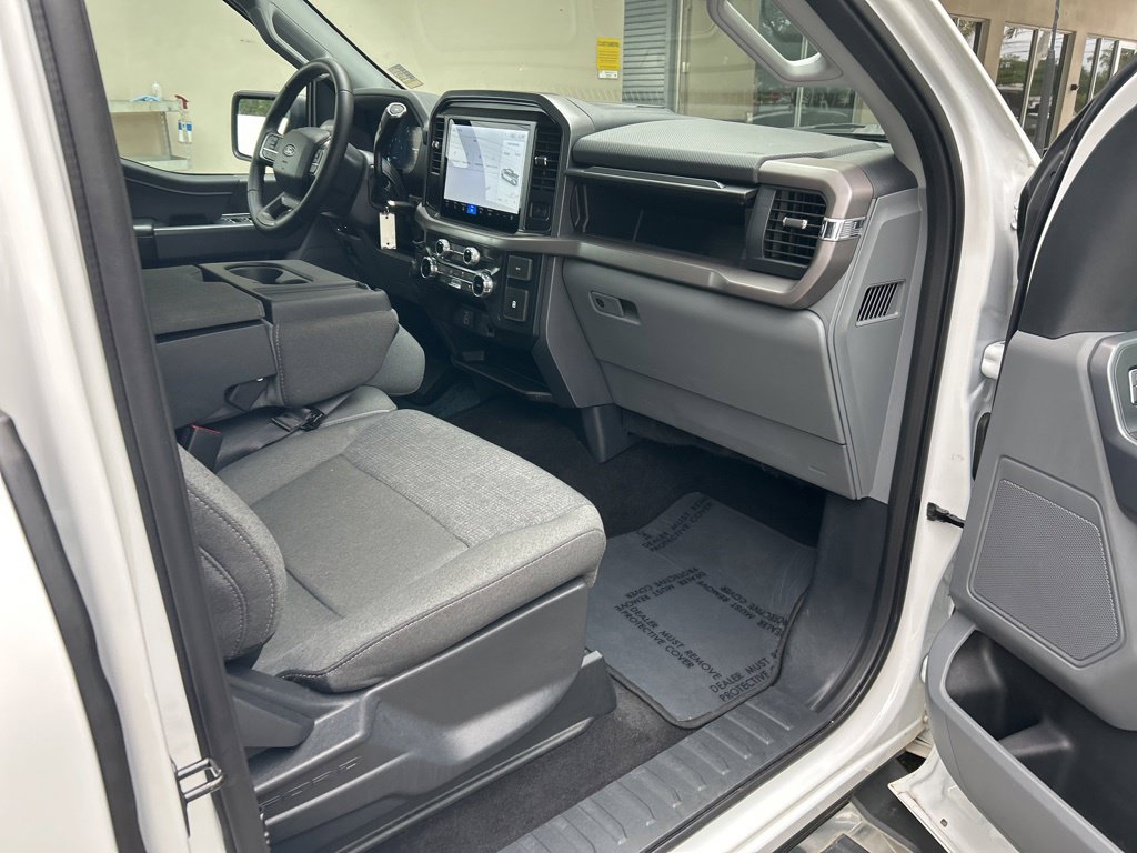 Used 2025 Ford F150 XLT w/ Equipment Group 301A Standard AWD/4WD image 29