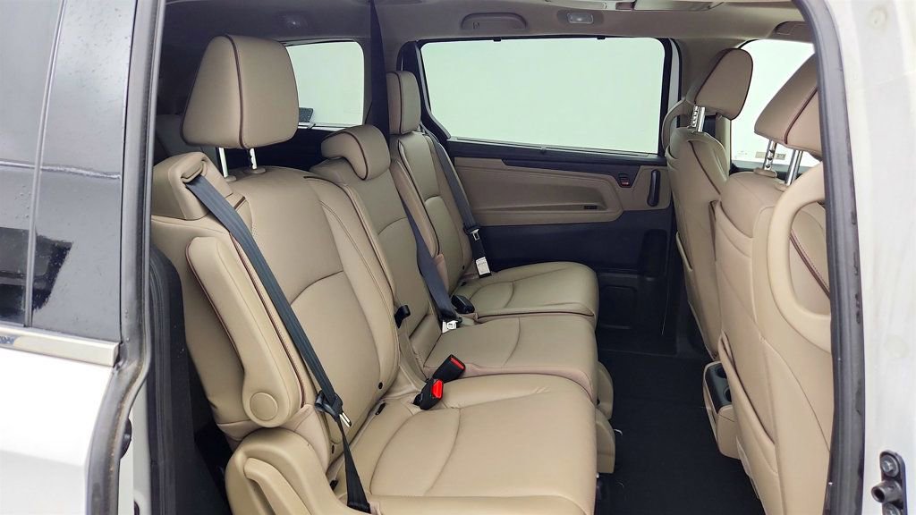 Used 2023 Honda Odyssey Elite image 25