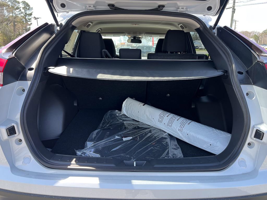 New 2026 Mitsubishi Eclipse Cross ES image 5