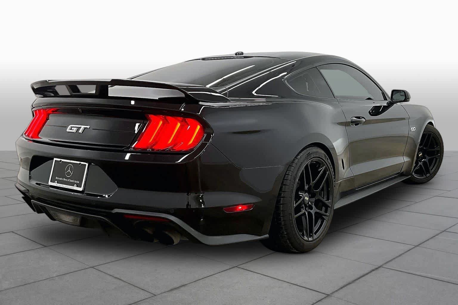 Used 2019 Ford Mustang GT w/ GT Performance Package RWD image 13