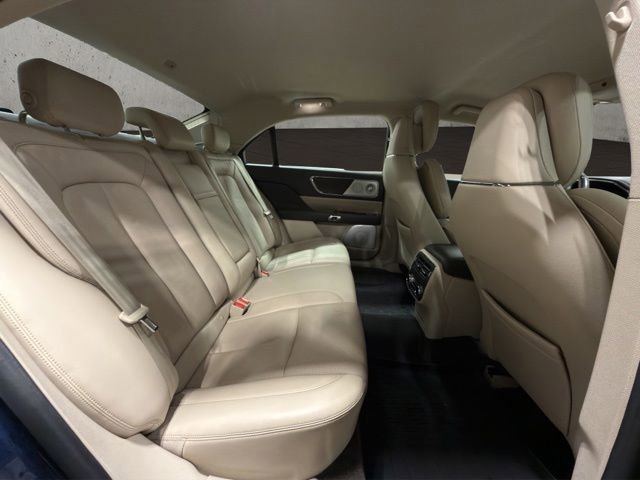 Used 2017 Lincoln Continental Reserve w/ Luxury Package AWD/4WD image 21