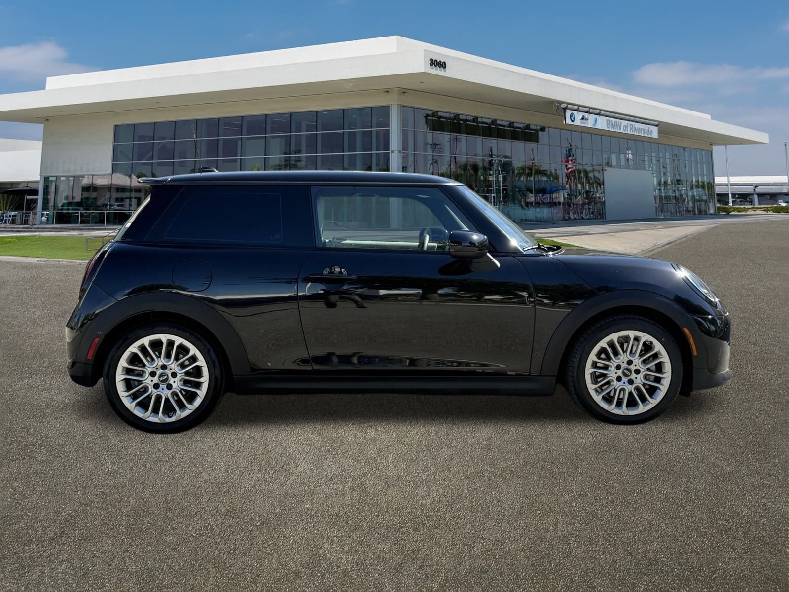 Used 2025 MINI Cooper S image 12