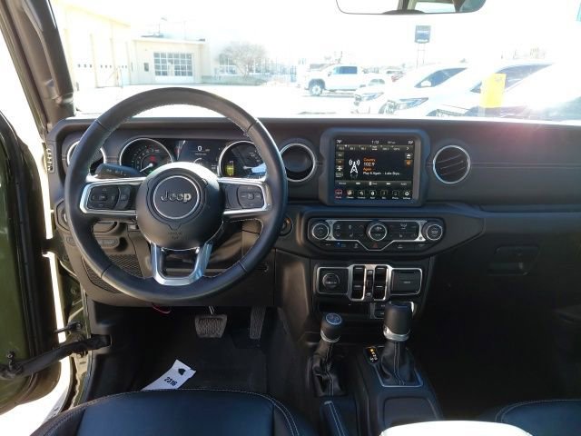 Used 2023 Jeep Wrangler Unlimited Sahara w/ Cold Weather Group image 25