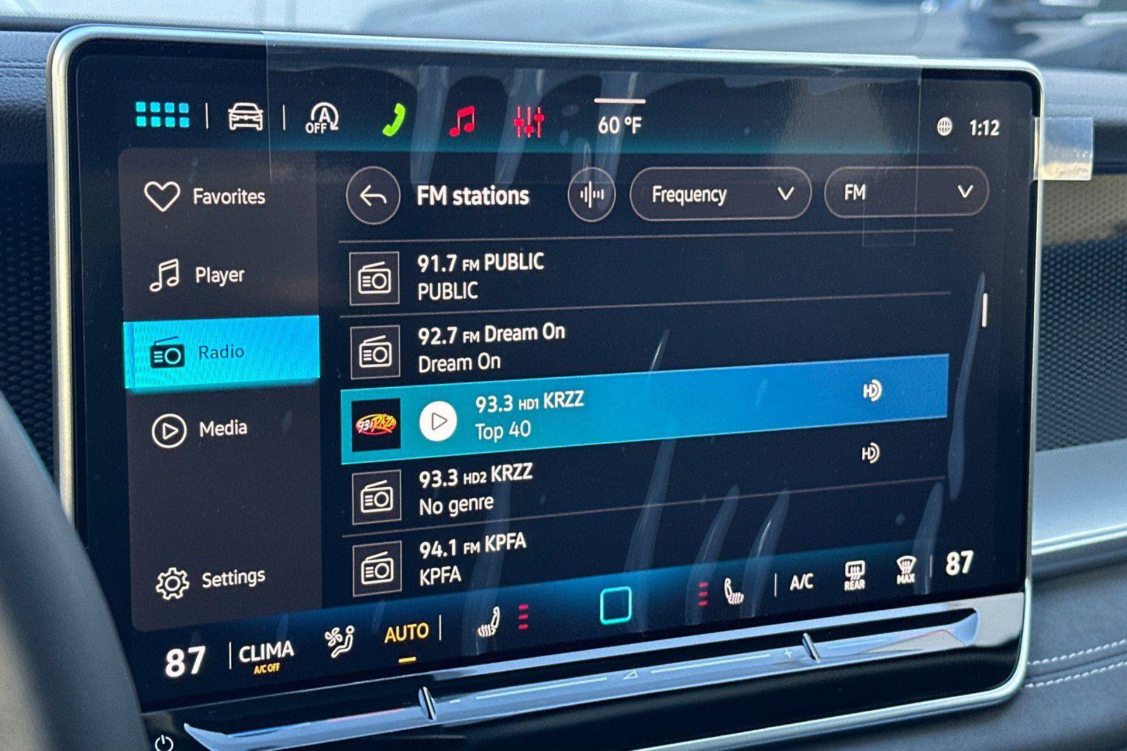 New 2026 Volkswagen Tiguan SE image 17