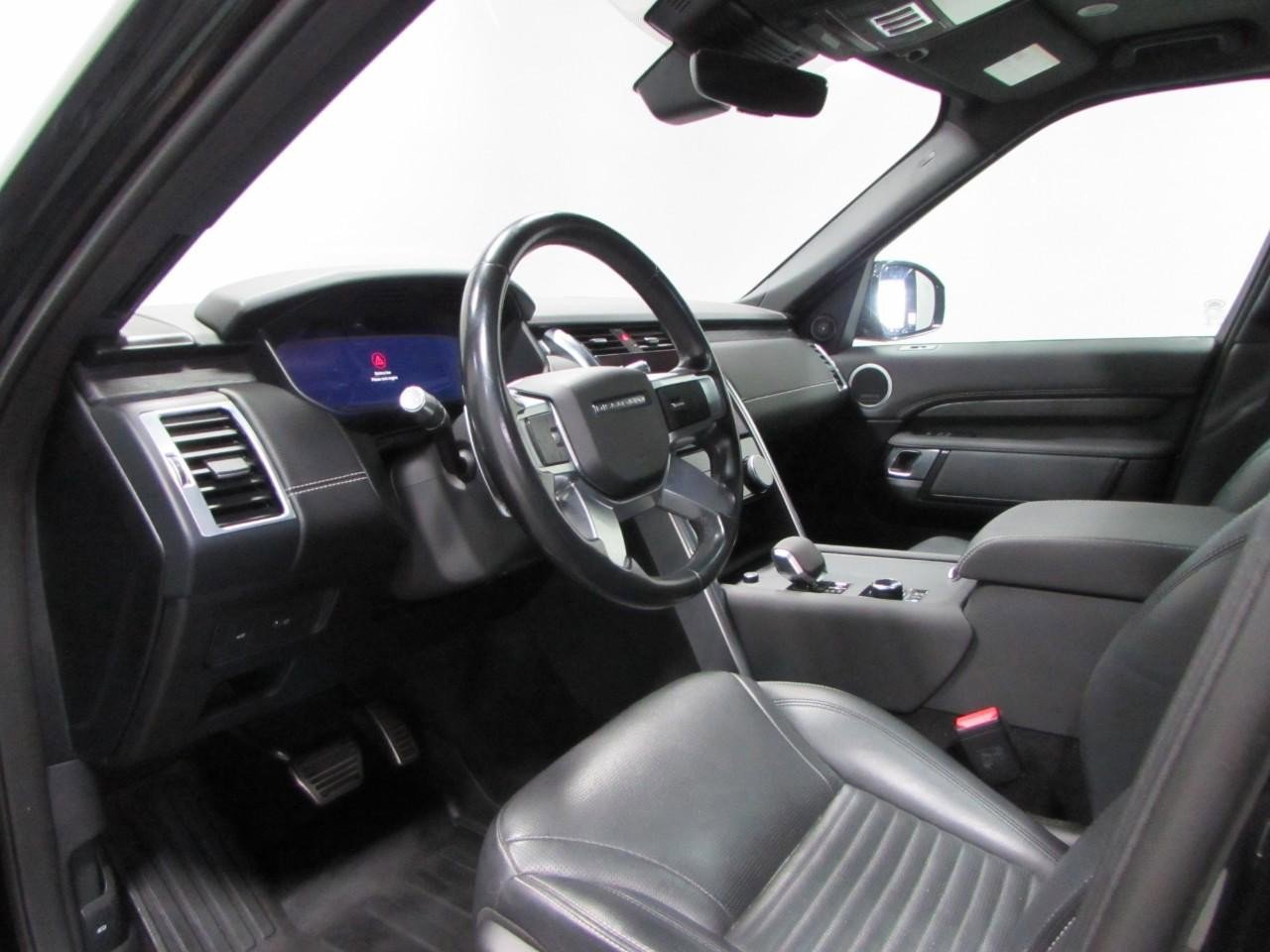 Used 2022 Land Rover Discovery S R-Dynamic image 13