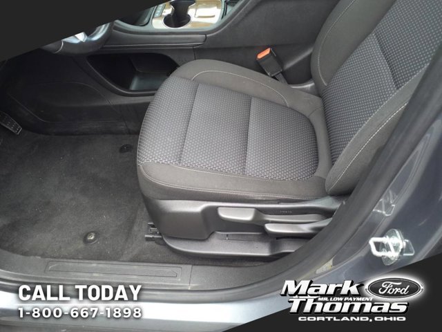 Used 2020 GMC Acadia SLE image 10