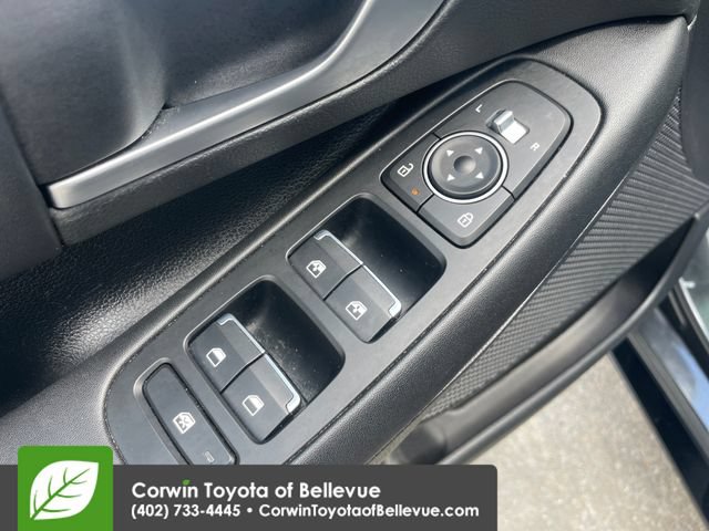 Used 2025 Hyundai Sonata SEL FWD image 19