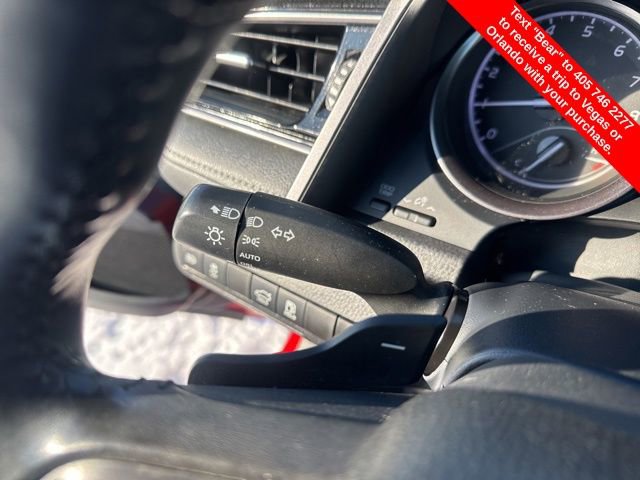 Used 2023 Toyota Camry SE image 22
