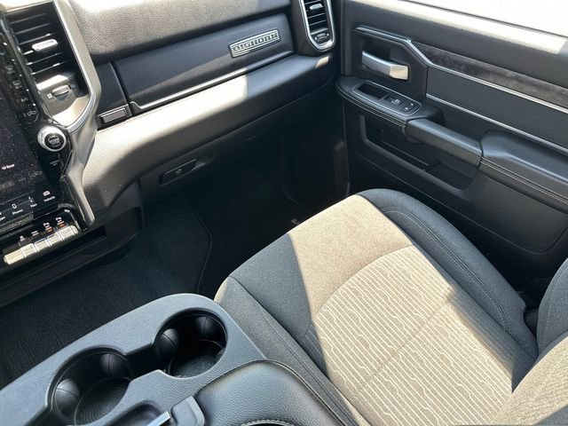 Used 2024 RAM 2500 Big Horn w/ Sport Appearance Package AWD/4WD image 23