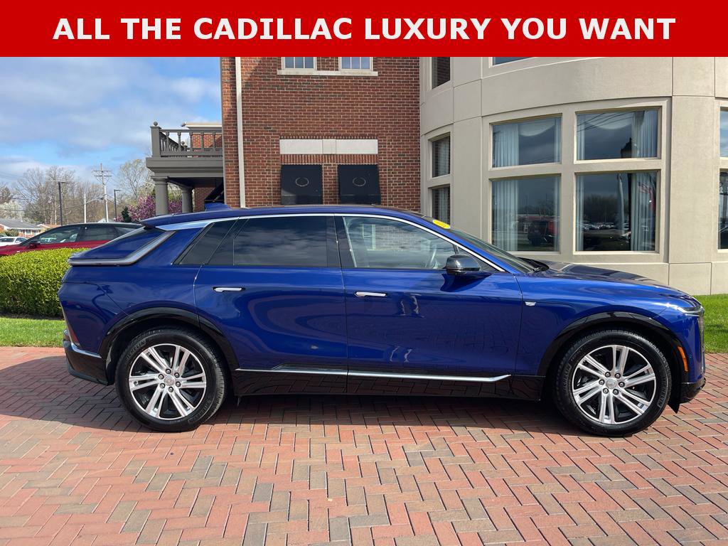 Used 2024 Cadillac Lyriq Tech w/ Driver Assist Package AWD/4WD image 7