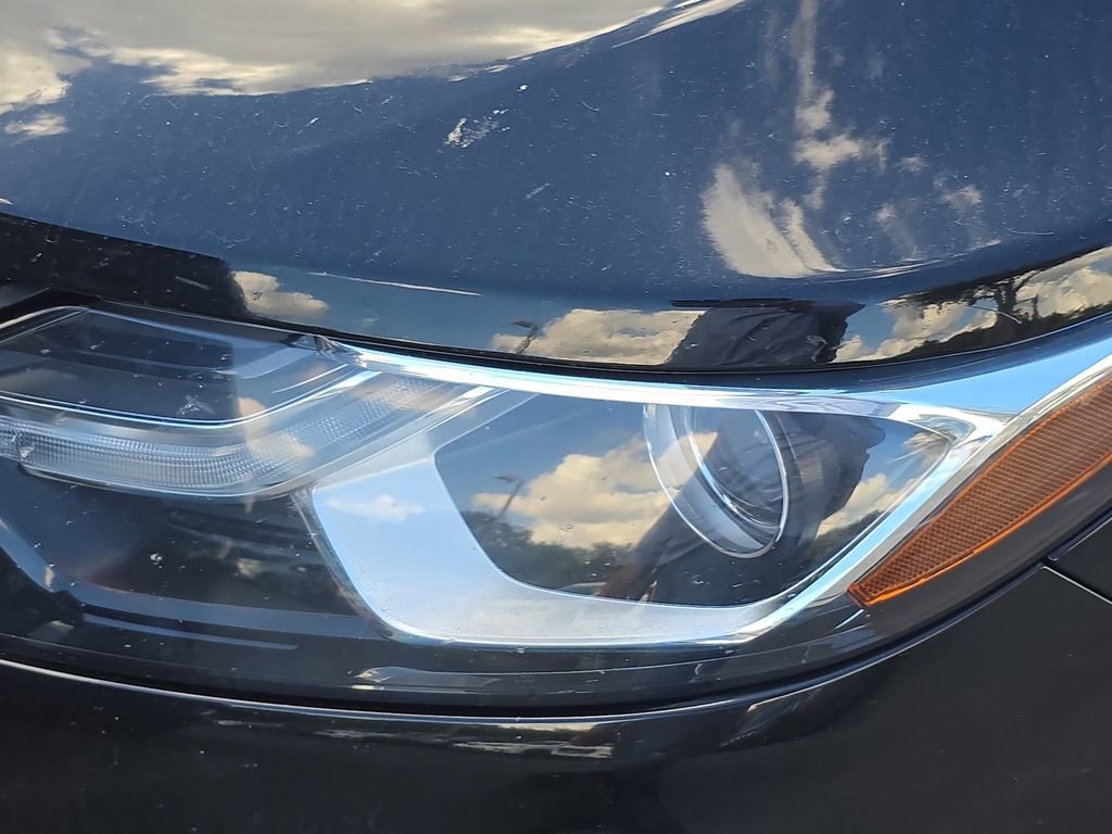 Used 2020 Chevrolet Equinox LT w/ Midnight Edition image 8