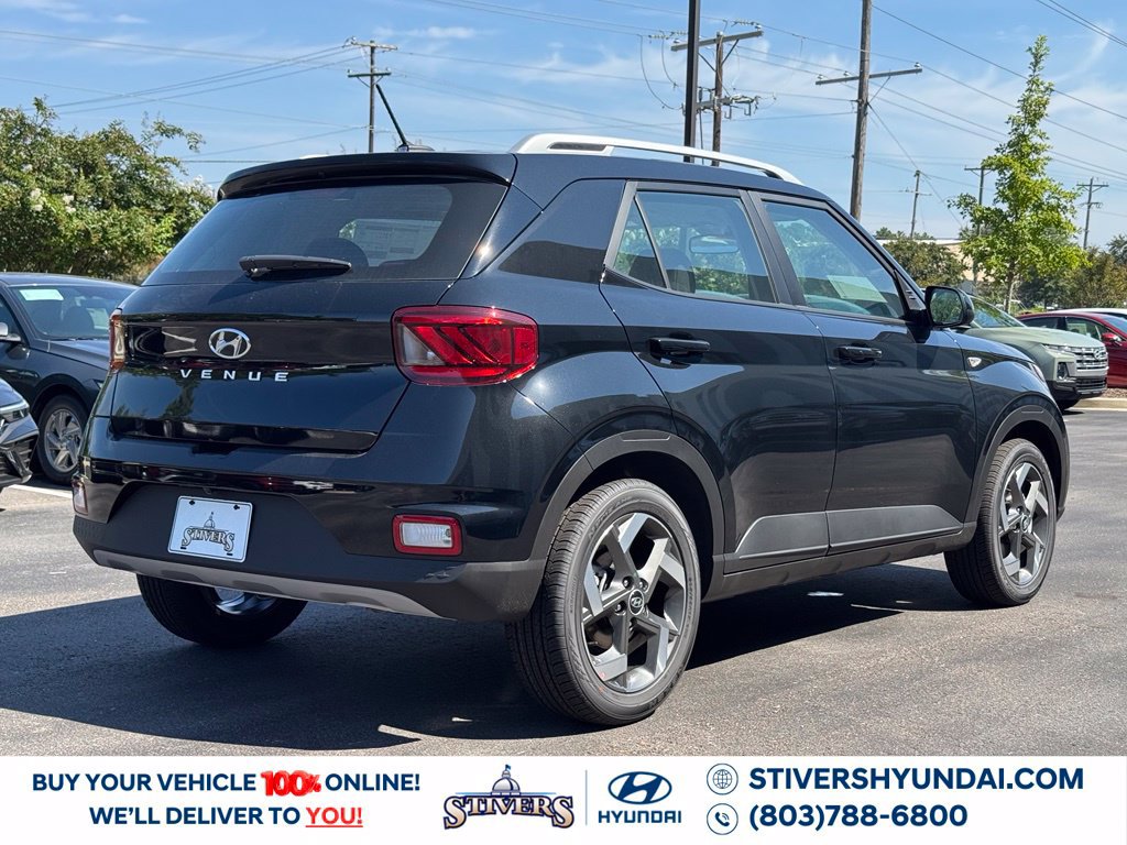 New 2026 Hyundai Venue SEL FWD image 14