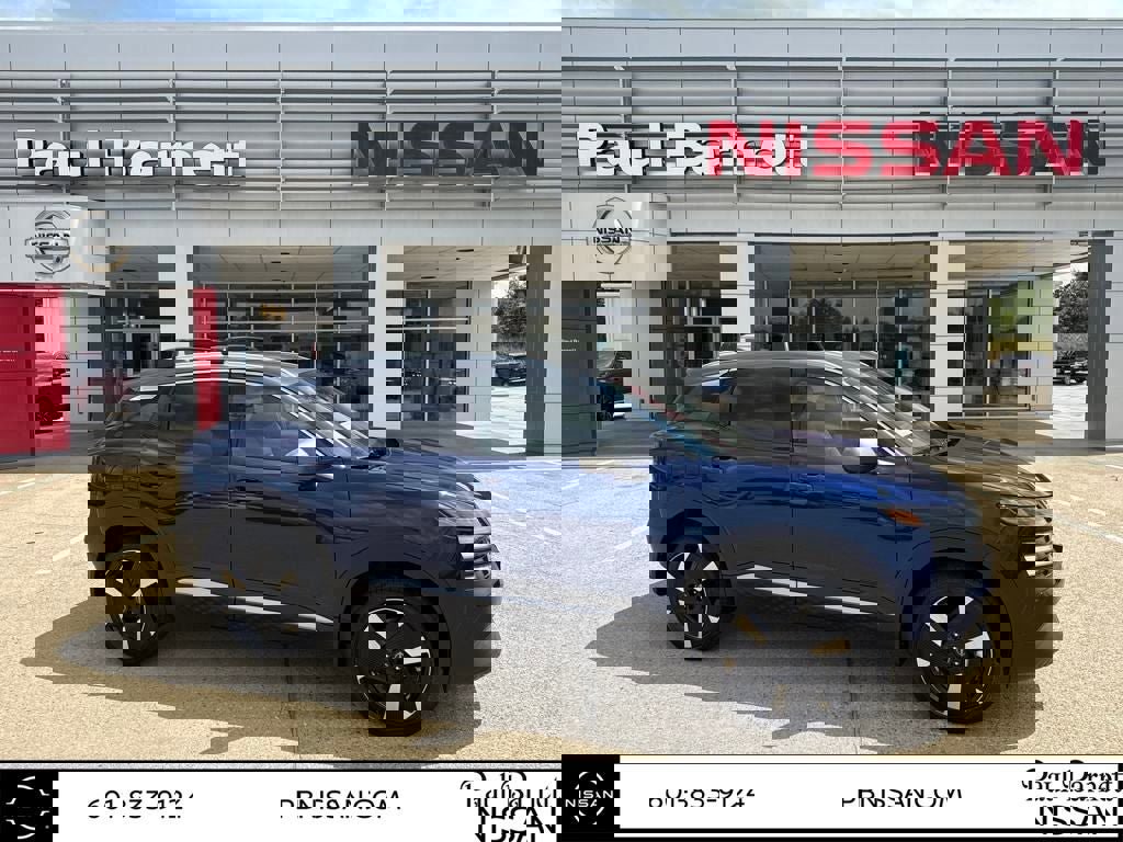 New 2025 Nissan Kicks SR image 1