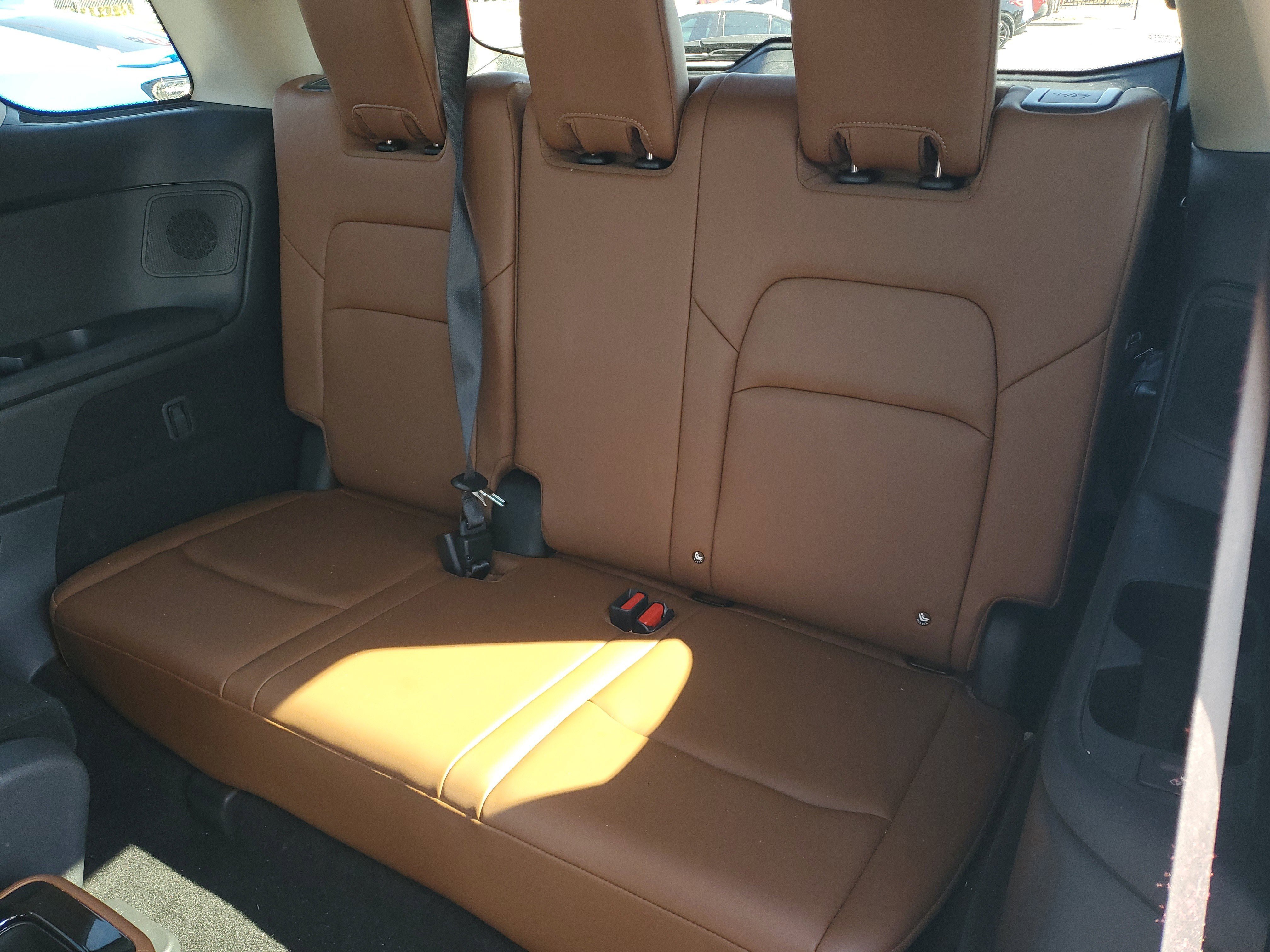 Certified 2023 Nissan Pathfinder Platinum w/ Lighting Package (N93) image 16