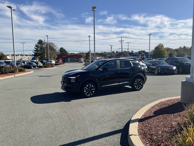 Used 2026 Nissan Kicks SV w/ SV Premium Package