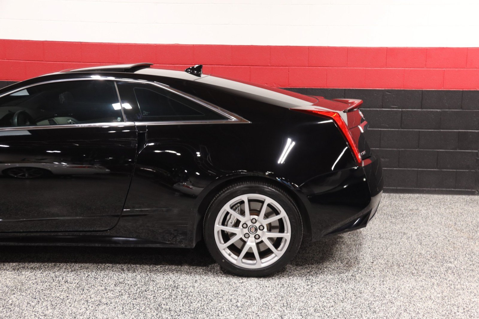Used 2014 Cadillac CTS V w/ Wood Trim Package RWD image 22