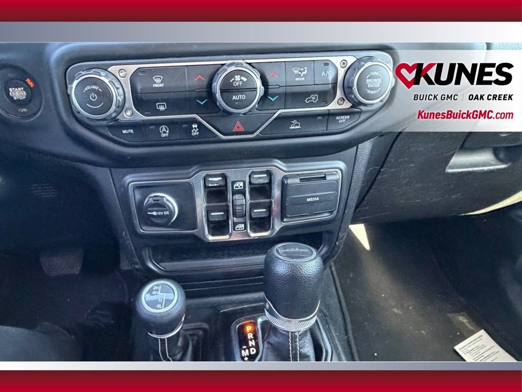 Used 2023 Jeep Gladiator Overland image 18