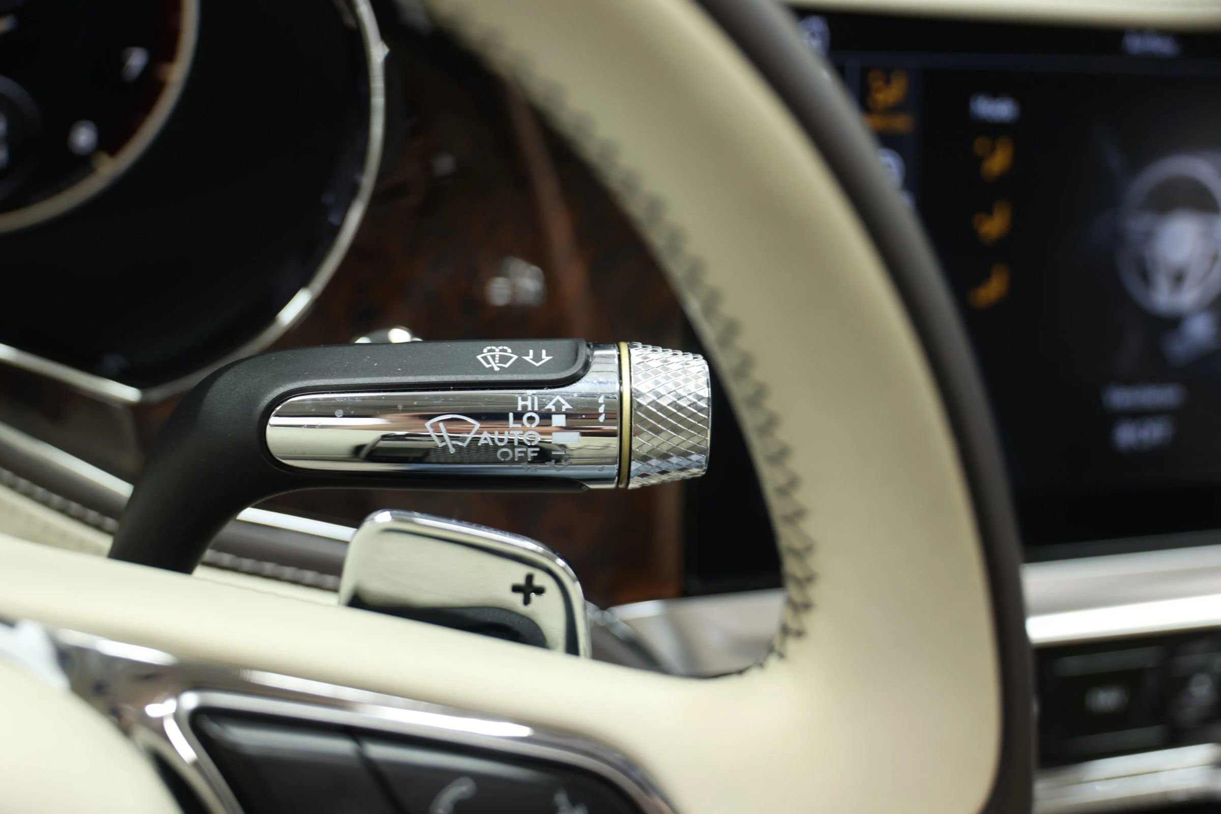 Used 2020 Bentley Flying Spur W12 AWD/4WD image 31