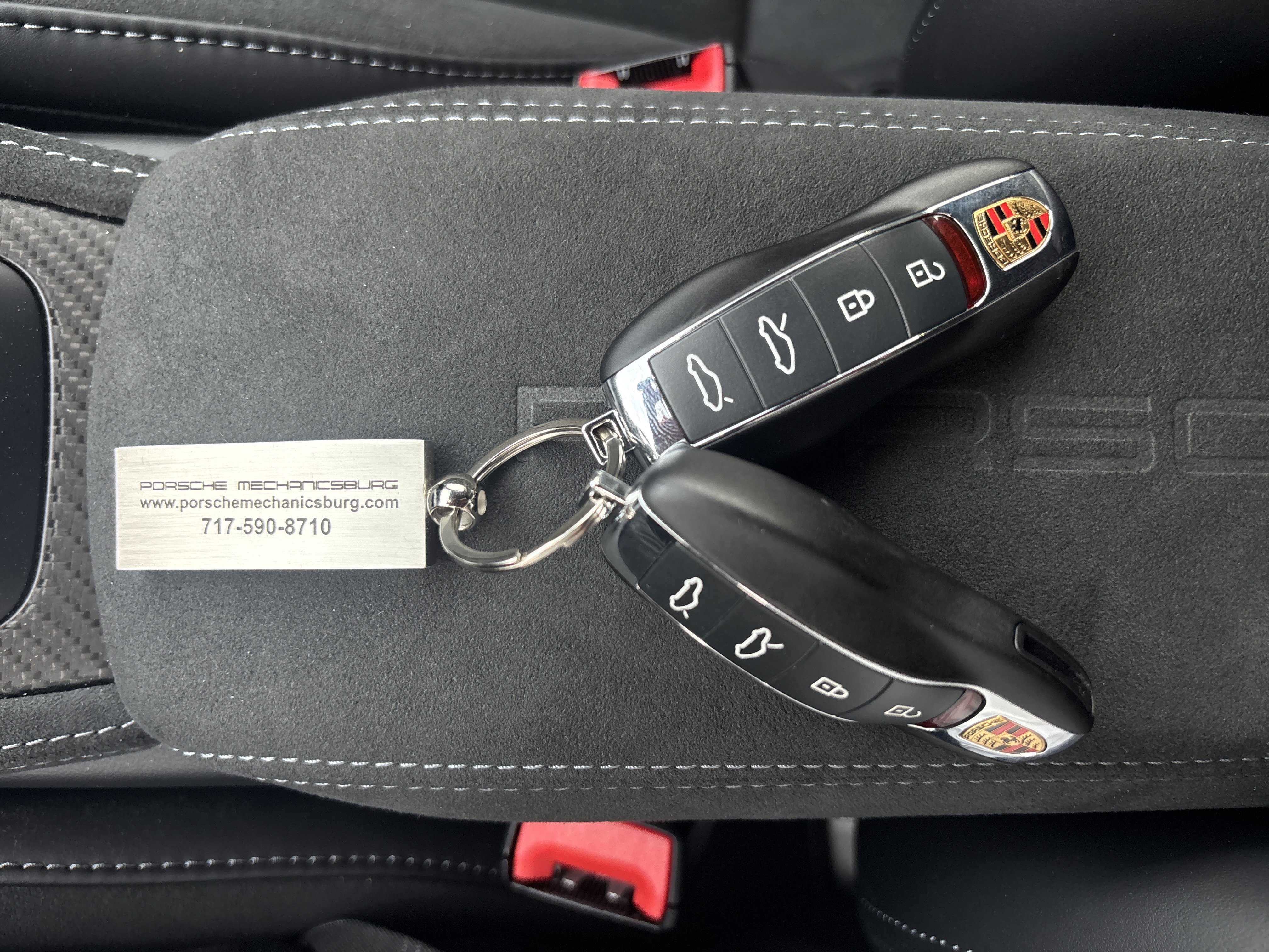 Used 2024 Porsche 718 Cayman GT4 RS RWD image 21