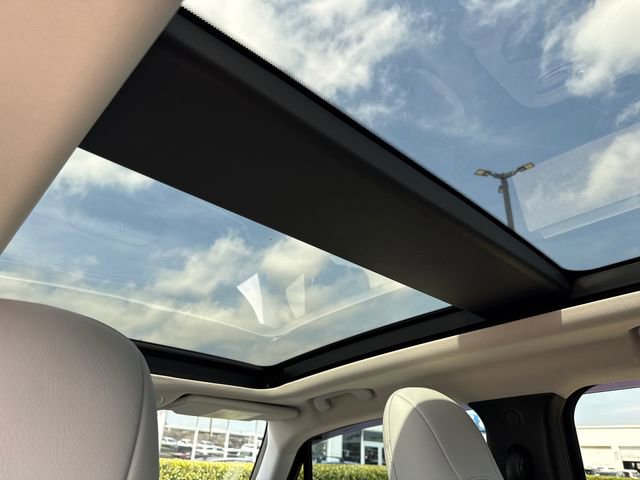 Used 2021 Jeep Renegade Limited w/ Sun & Sound Group image 13