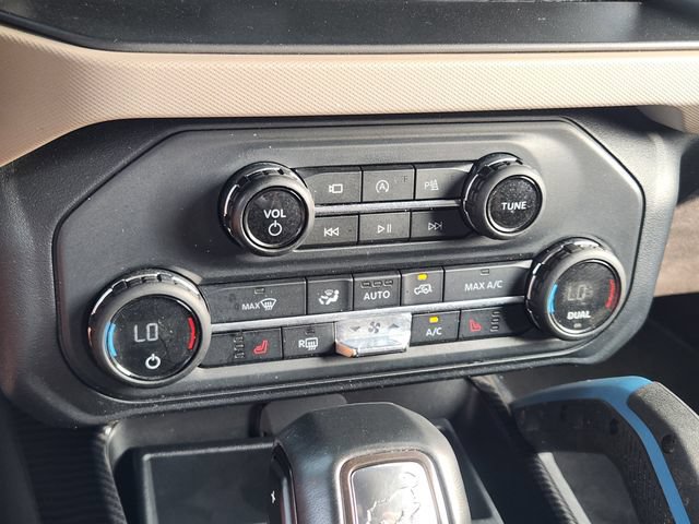 Used 2023 Ford Bronco Wildtrak AWD/4WD image 19