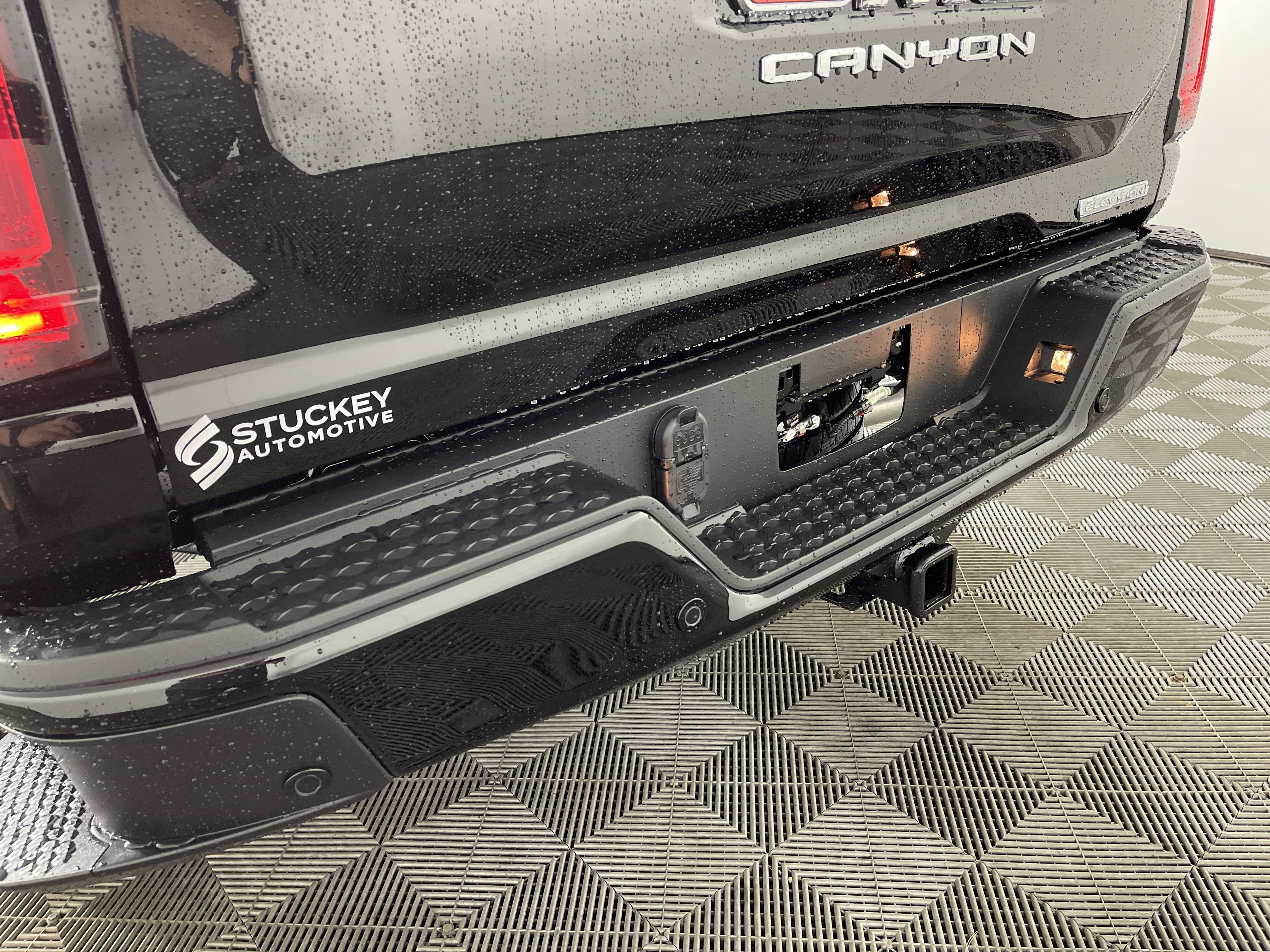 New 2025 GMC Canyon Elevation w/ Convenience Package image 6